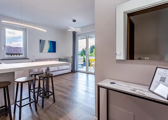 Lejlighed Nora Stresa